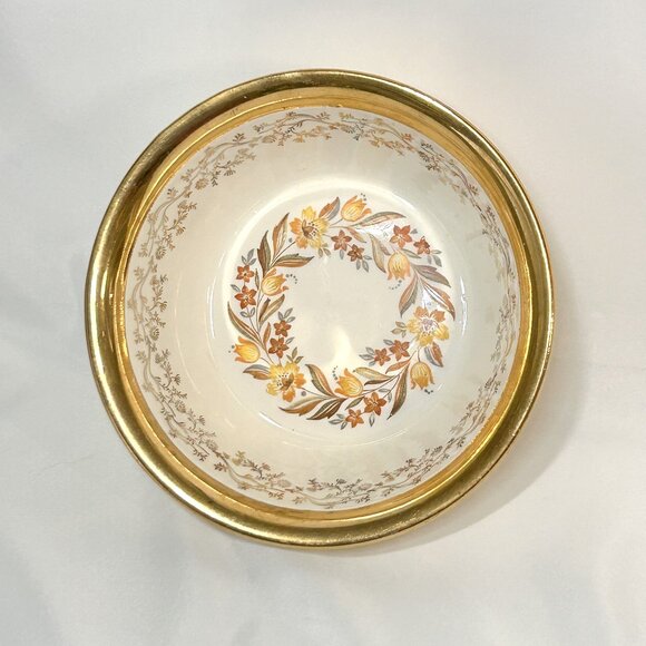 Rare Vintage Floral Royal China Bowl w/ 22K Gold Trim USA 7" Mid-Century Elegant - Picture 1 of 4
